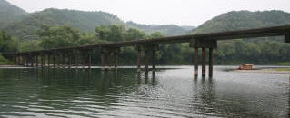 勝間沈下橋
