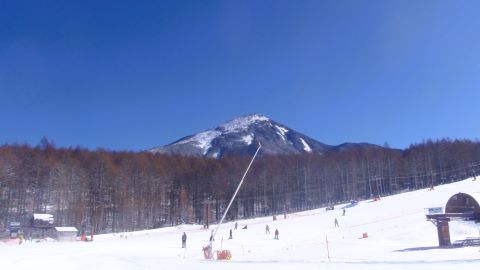しらかば2in1スキー場からの蓼科山